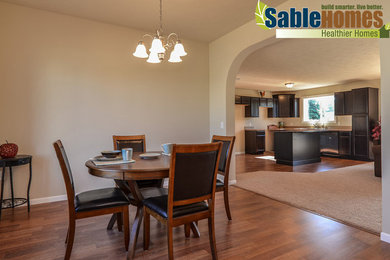 Bayberry - Dining Area & Kitchen