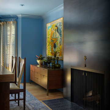 Bold Color transforms a dining room