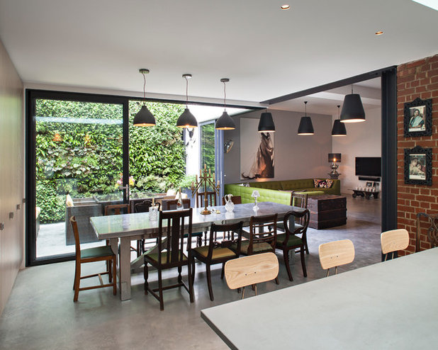 Contemporary Dining Room by Chris Dyson Architects