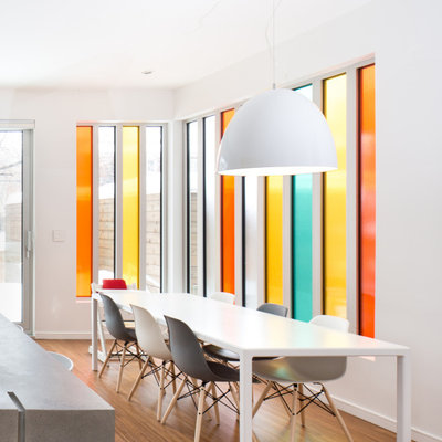 Modern Dining Room by Linebox Studio