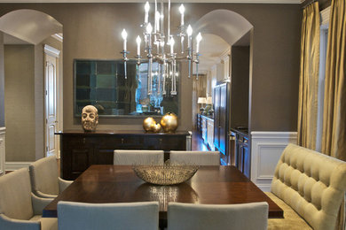 Inspiration for a timeless dining room remodel in Chicago