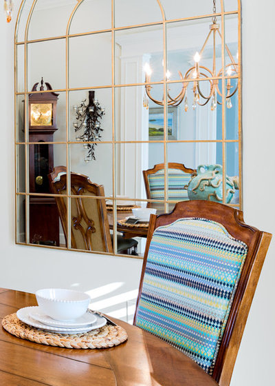 Traditional Dining Room by Pasquale Design Associates, Inc.
