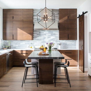 Coastal Mid-Century