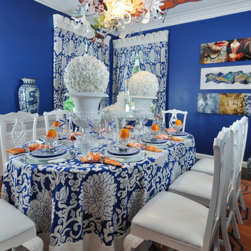 COLORFUL DINING ROOM