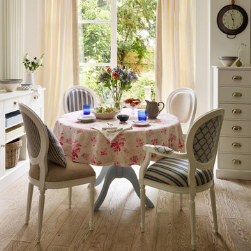 Colour Scheming: Dining Chairs Don't Have To Match