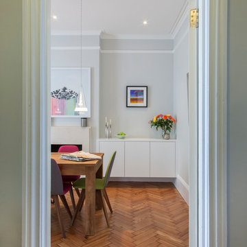 Colourful renovation of a semi-detached house in Barnes