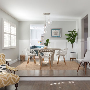 Contemporary Beach House Dining Room