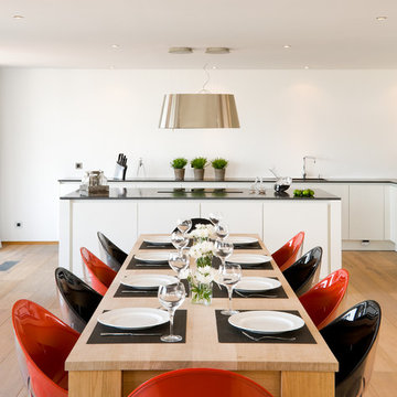 Contemporary Dining Room