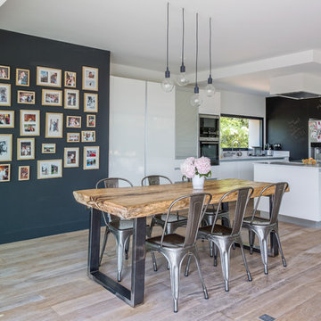 Contemporary Dining Room
