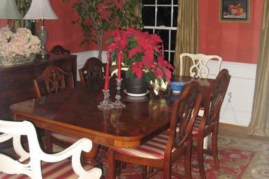 Example of an eclectic dining room design in Baltimore