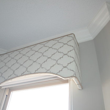 Cornices for the Condo, wallpaper, and other decorative touches