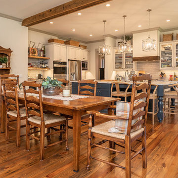 Country Kitchen and Dining Spaces
