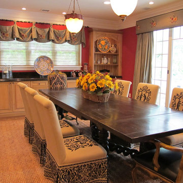 Country Kitchen Dining Area