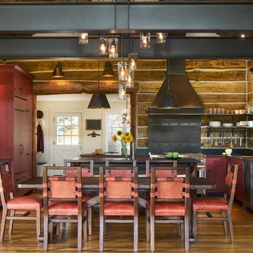 Cozy Cool Downtown Hideaway