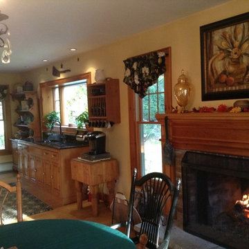 Cozy Kitchen And Dining Room