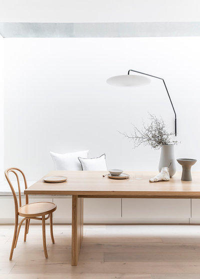 Modern Dining Room by TomMarkHenry