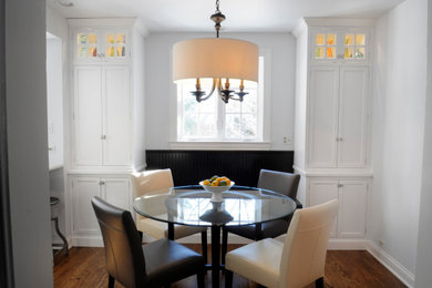 Inspiration for a dining room remodel in Chicago