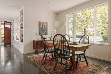 Example of a trendy dining room design in Chicago