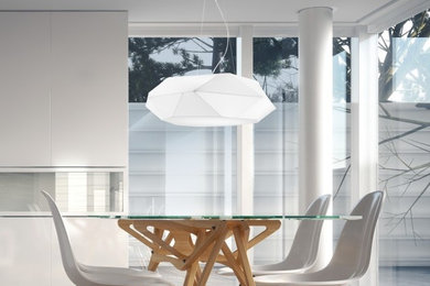 Свежая идея для дизайна: большая столовая в стиле модернизм с белыми стенами и светлым паркетным полом - отличное фото интерьера