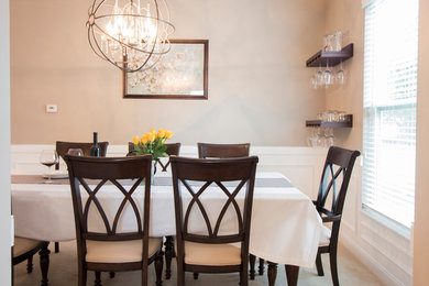 Dining room - dining room idea in Columbus