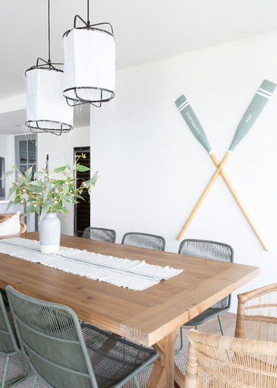 Beach Style Dining Room by Donna Guyler Design