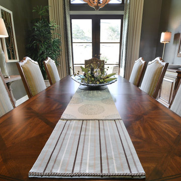 Dining Room Drapes and Table Runner