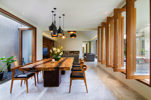 Contemporary Dining Room by ere studio architects
