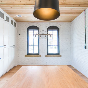 Dining Room/Kitchen Combo. White Brick.