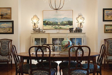 Example of an eclectic dining room design in Dallas