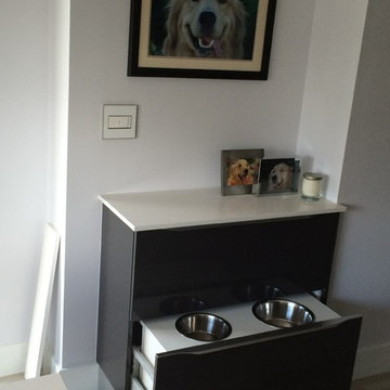 DOGS EATING IN STYLE. DINING ROOM AREA FOR DOGS