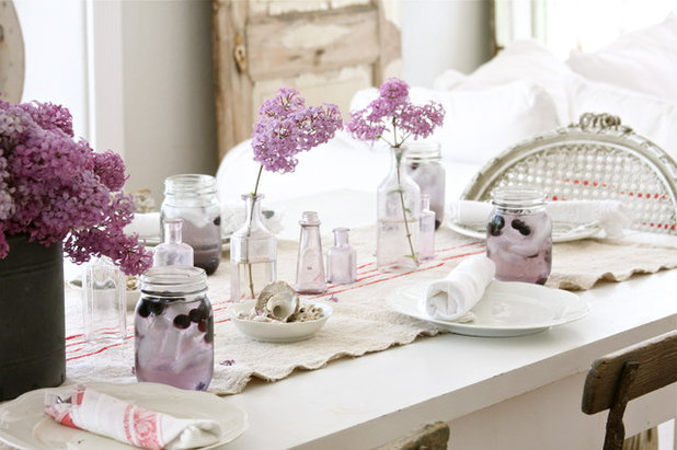 Shabby-Chic-Style Esszimmer by Dreamy Whites