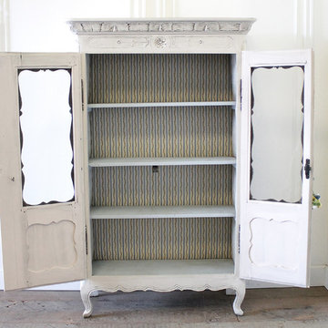 Early 19th Century Petite Painted Country French Cupboard