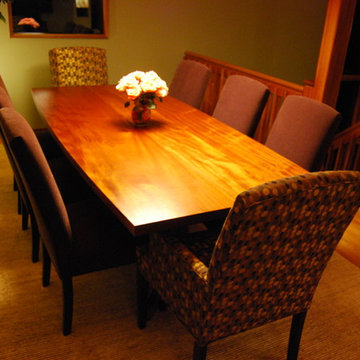 Elegent African Mahogany Table with Double Pedestal Base