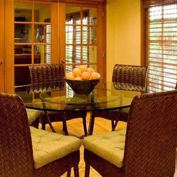 FAMILY ROOM & KITCHEN HAVE GLASS DOORS FOR QUIET
