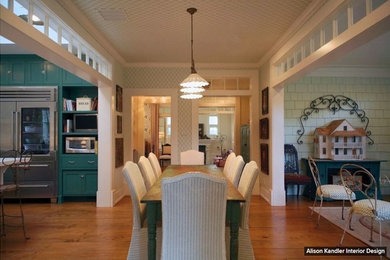 This is an example of a country dining room in Los Angeles.