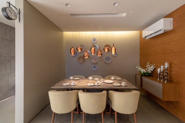 Indian Dining Room by SPACE 9 ARCHITECTS