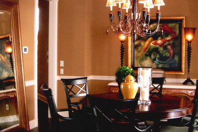 Formal Dining Room with a Round Table
