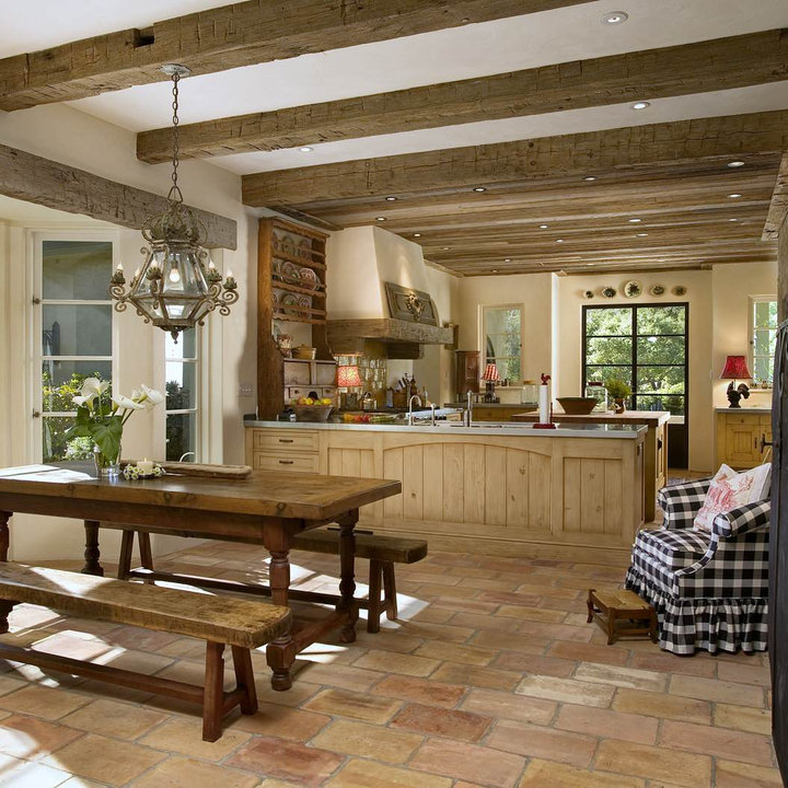 75 French Country Dining Room Ideas You'll Love - April, 2025 | Houzz