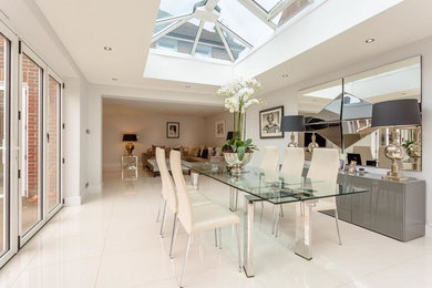 Inspiration for a contemporary dining room in Essex.