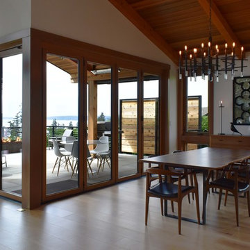 Henderson Bay House - Covered Deck and Dining Room