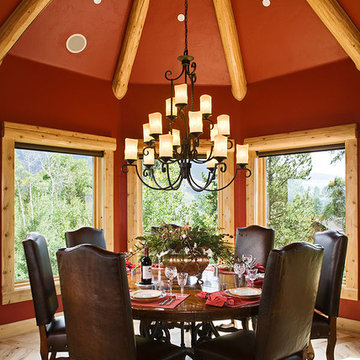 HIGH COUNTRY HIGH STYLE