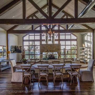 Hill Country Farmhouse on Lake Travis