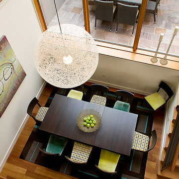 Hillside Sanctuary: Colorful dining Room by Kimball Starr Interior Design