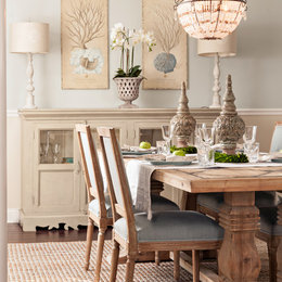 https://www.houzz.com/photos/hingham-shipyard-home-beach-style-dining-room-boston-phvw-vp~19024468