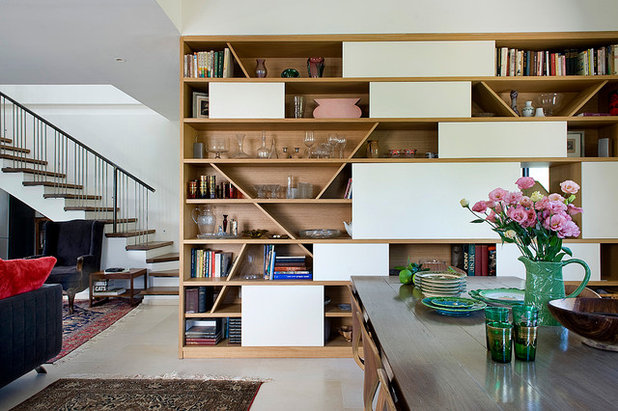 Eclectic Dining Room by Dana Gordon + Roy Gordon: Architecture Studio
