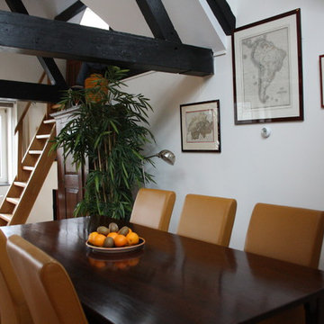 Houzz Tour: Traditional meets Oriental in an Inner City Loft Apartment