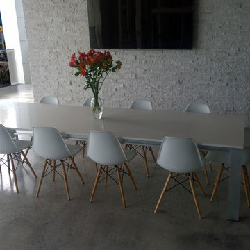 Indoor Outdoor Great Room Table