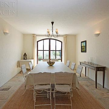 Kronos Stone Traditional Floor Tiles
