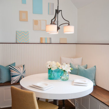 La Jolla Residence: Kitchen Banquette