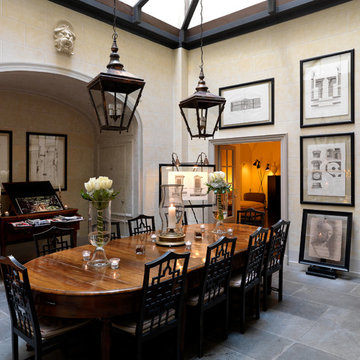 Lighting with architectural stone and antiques (Mediterranean Style)
